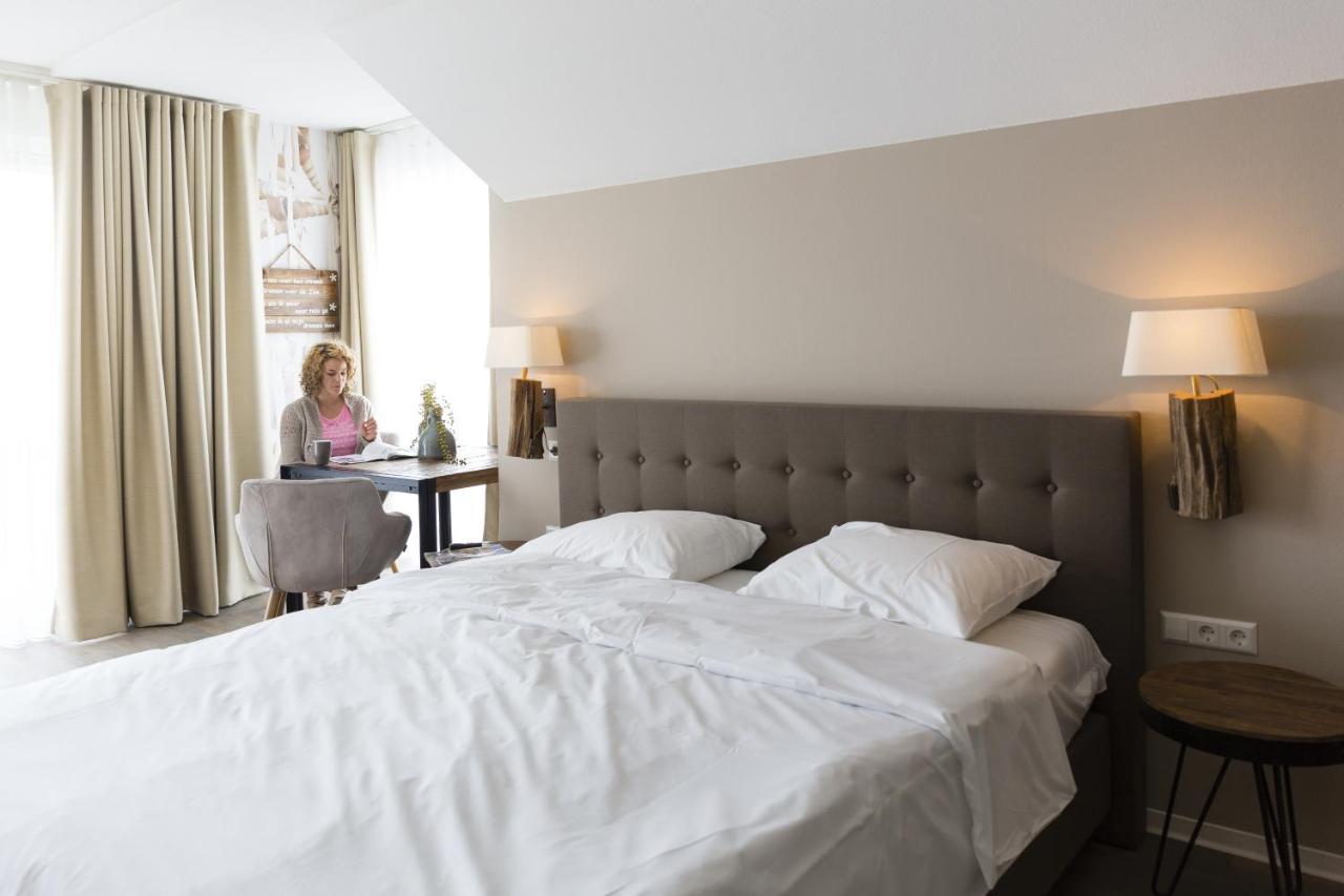 Hotel De Zeeuwse Kust Renesse Habitación foto